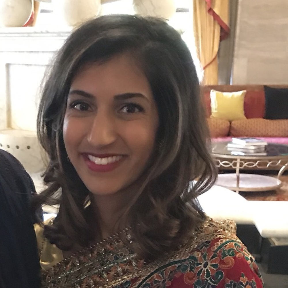 Meet your Posher, Monica